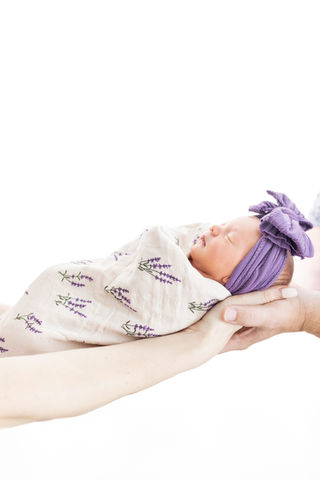 lifestyle newborn session