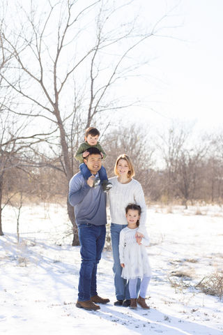 cute family session in snowy Frisco area
