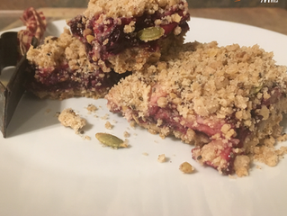 Blueberry Apple Crumb Crunchy Trail Mix Bars made using our Crunchy Trail Mix Cereal with Organic Sp