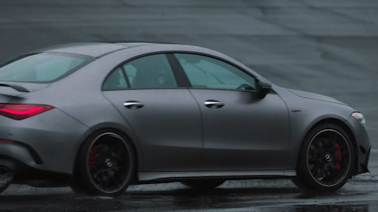 MercedesBenz_WebCut.gif