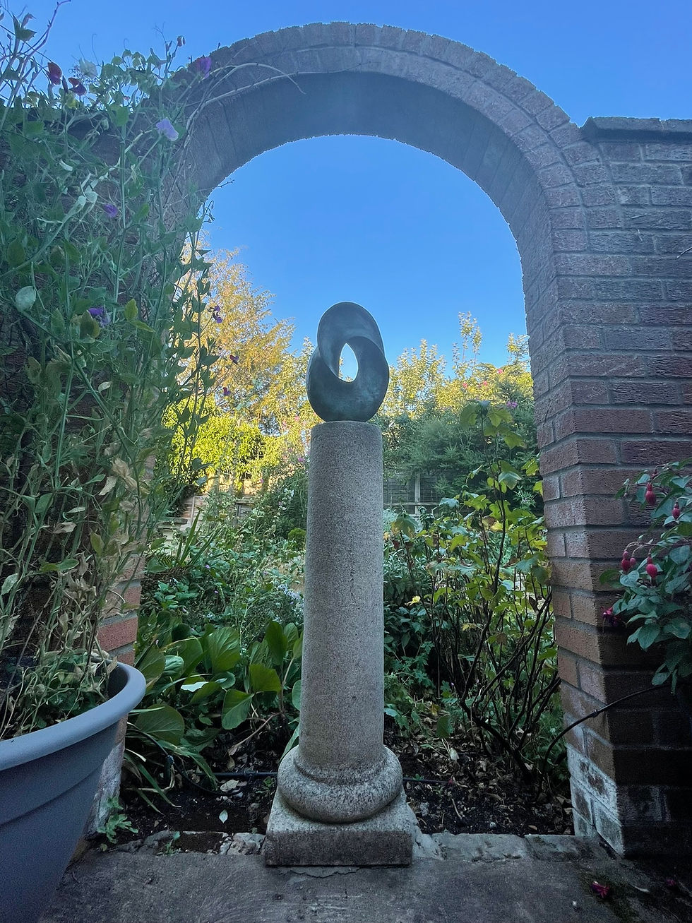 Thumbnail: Triangular Mobius  Bronze