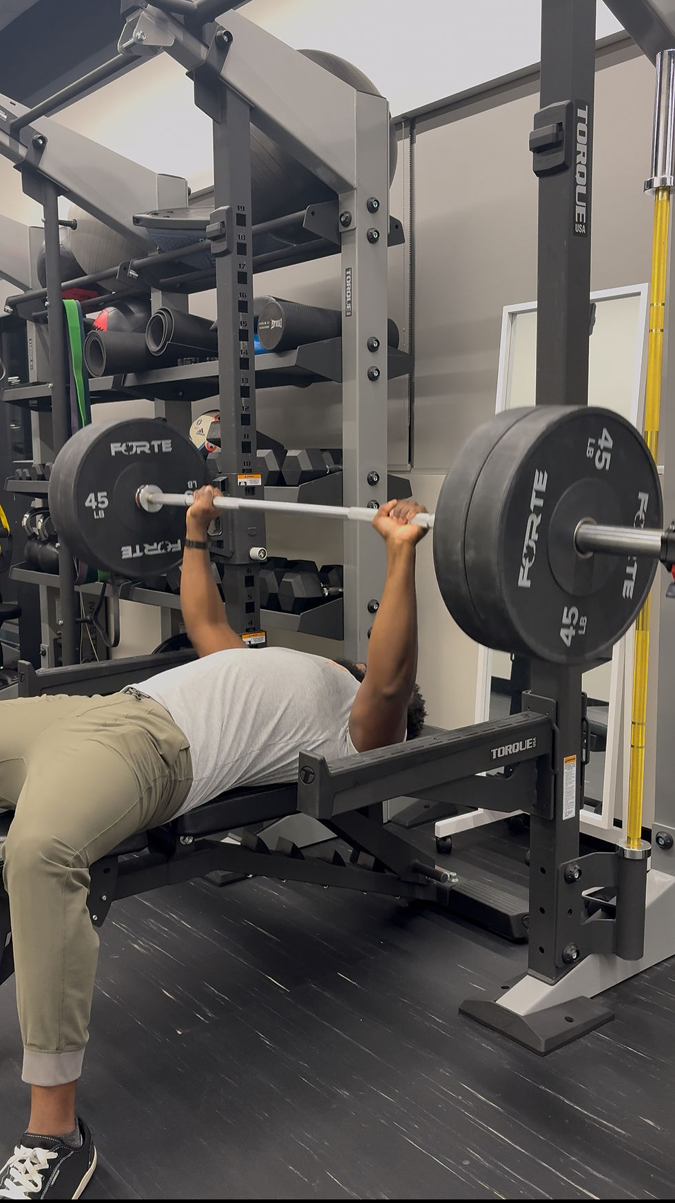 Shoulder Pain When Benching or Overhead Pressing: 5 Common Causes and What to Do About It
