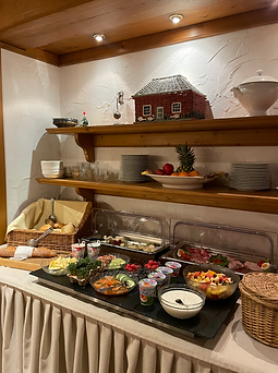 Buffet.HEIC