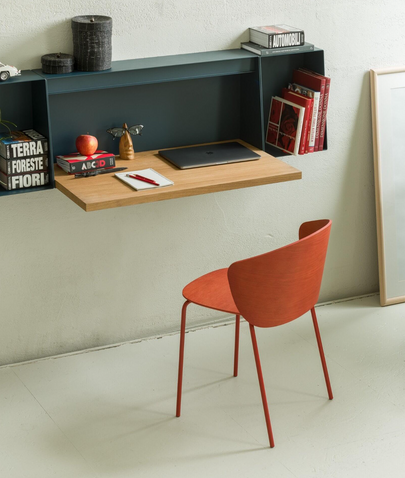 Bureau mural bois massif pour télétravailler avec de nombreu rangements
