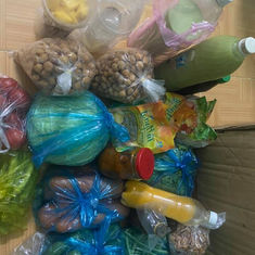 lương thực cứu trợ