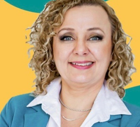 Karla Santos.png