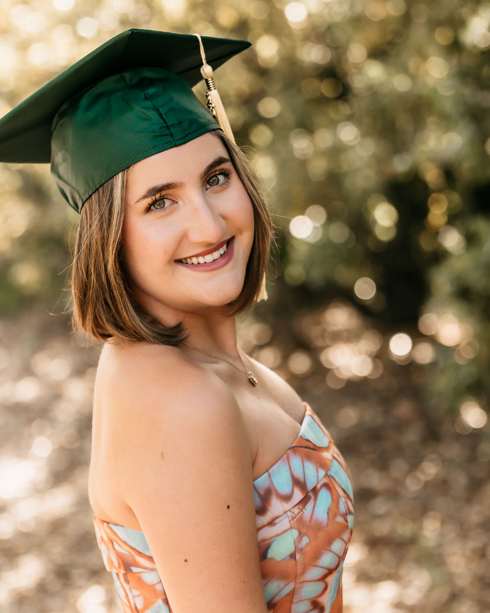 College Senior Photos young women