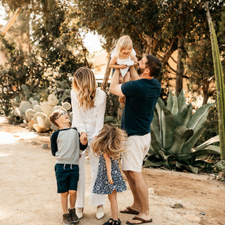 Family photo sessions with little ones