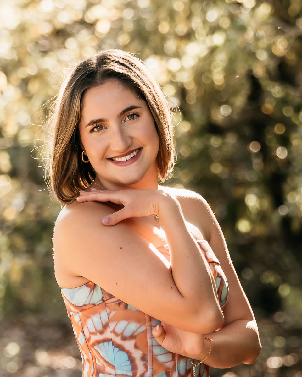 College Senior Photos young women