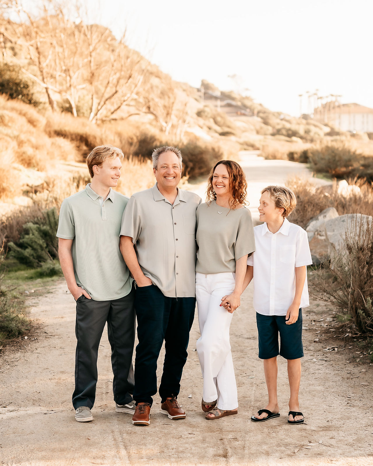 what to wear for family photos San Diego 
