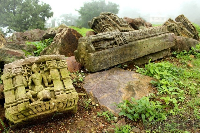 1410008223_champaner_pavagadh
