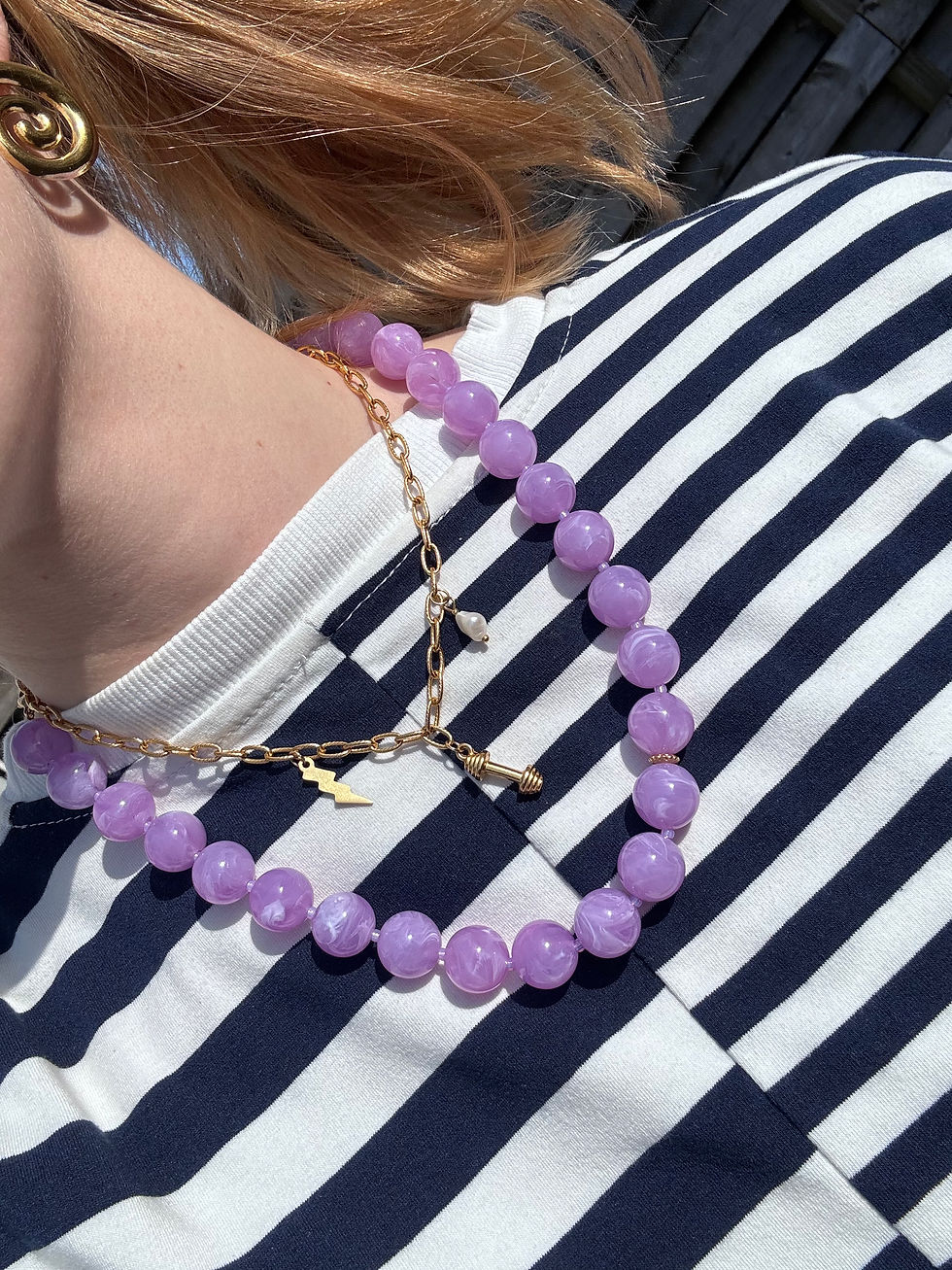 Thumbnail: Lila Grande