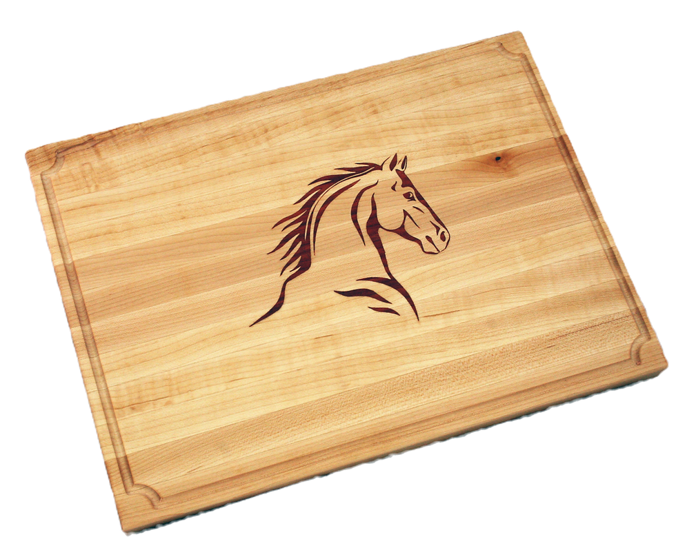 Edge grain maple cutting board with inlay