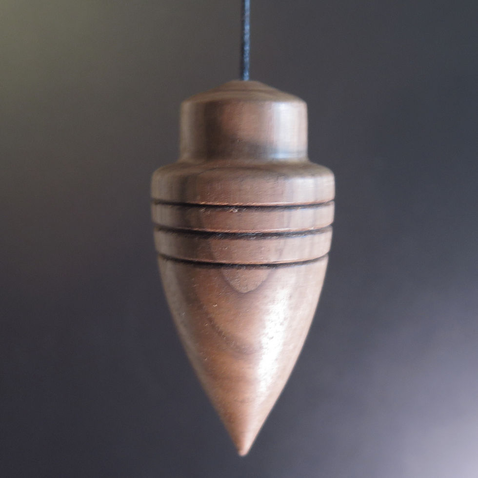 Miniature : Pendule en noyer n°0802
