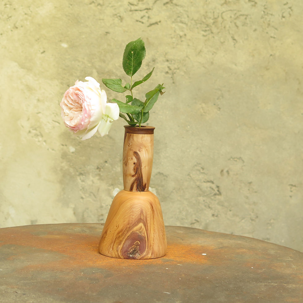 Miniature : "La Pompadour" vase oval en Aubépine