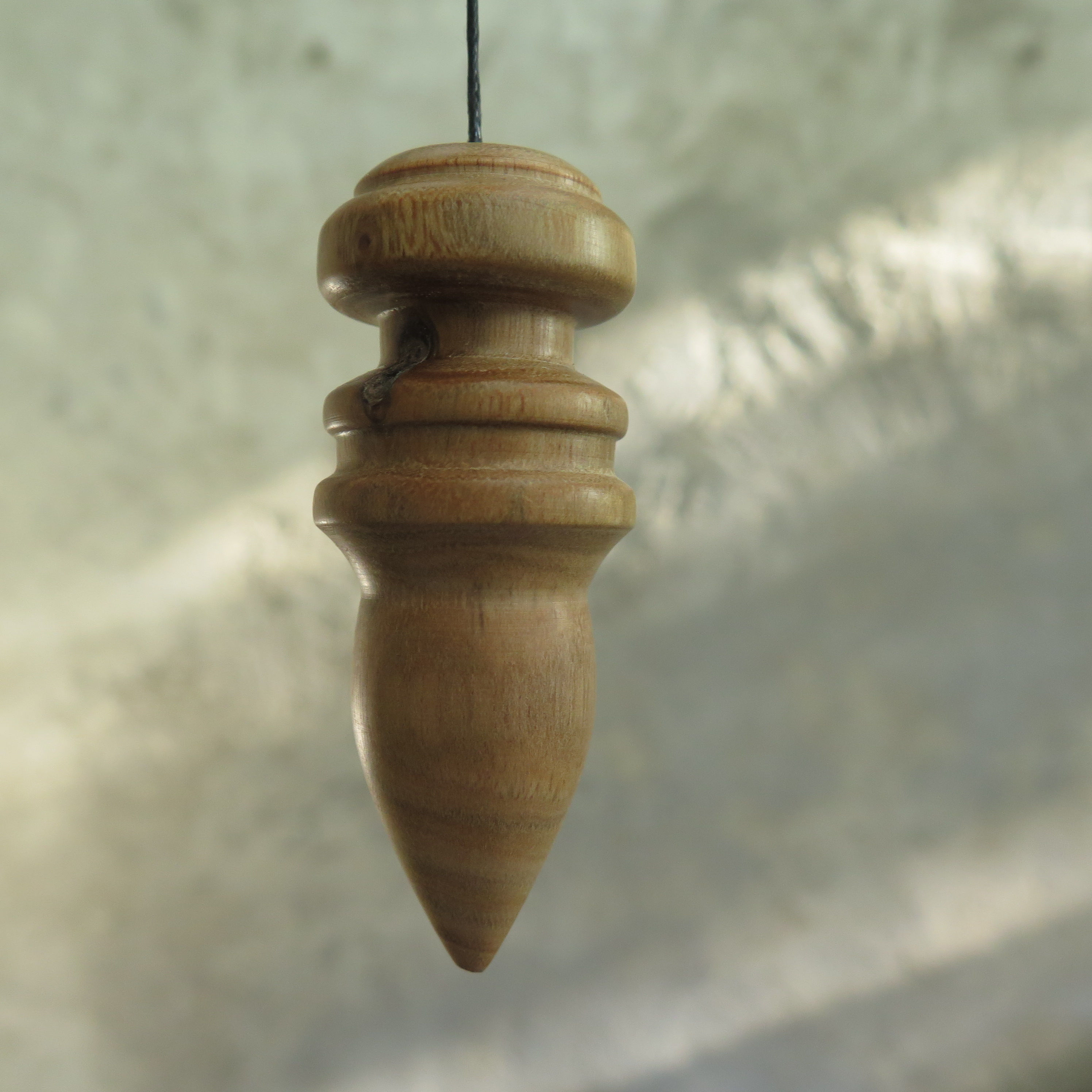 Pendule en genêt n° 0815