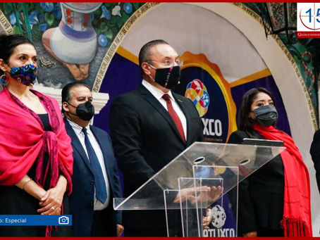 Guillermo Velázquez encabeza Grito de Independencia al interior de Palacio Municipal