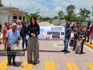 Entrega Guadalupe Martínez obras de adoquinamiento en Compañía de Jesús