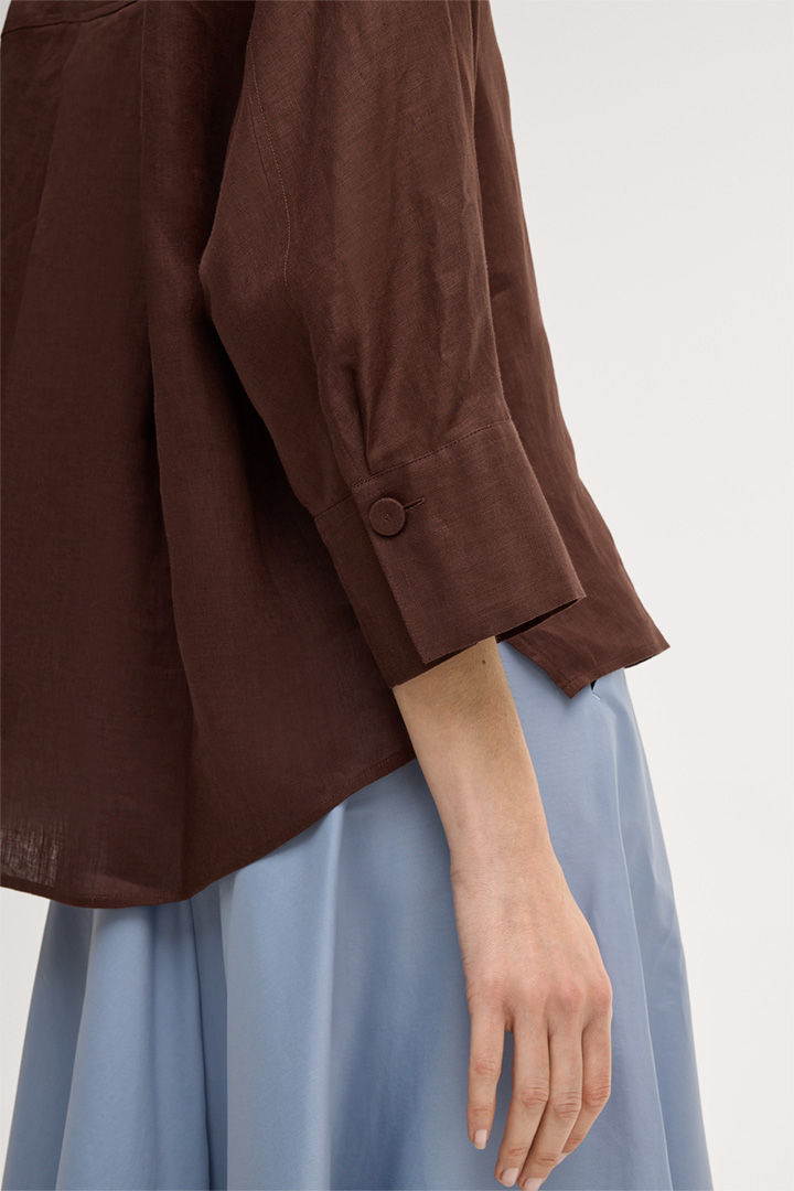 Miniaturbild: Leinen-Hemdbluse mit Umlegekragen in Dunkelbraun