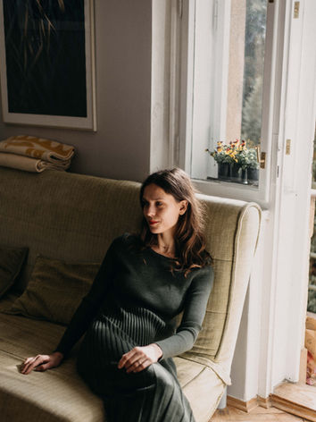 MIK -Jana Mikesova -Simona (6).jpg