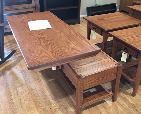 Lift top oak coffee table.jpg
