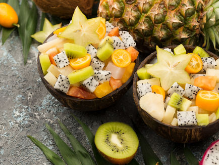 The Art of Thai Fruit Carving and Flower Arrangement