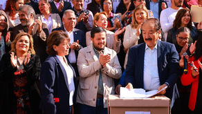 MORENA entrega medio millón de firmas en apoyo a #MiBecaParaEmpezar