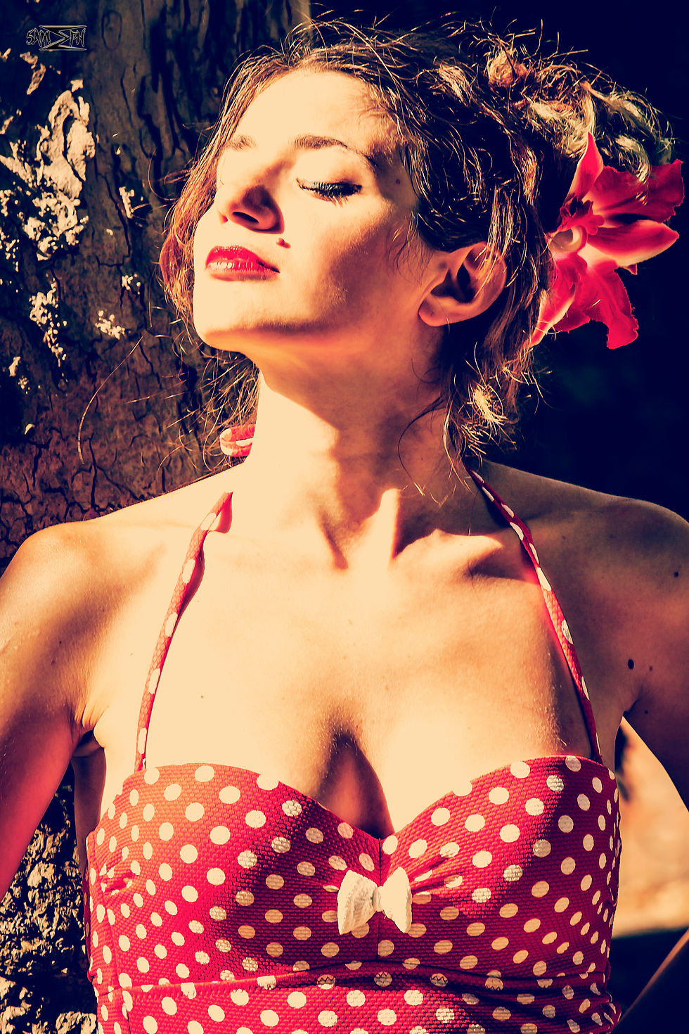 PIN UP