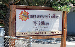 Sunnyside Villa Sign.jpg