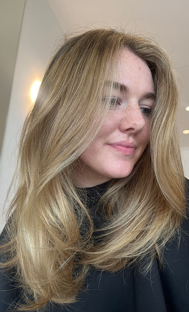 Lived-in blonde