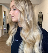 Bright vanilla blonde