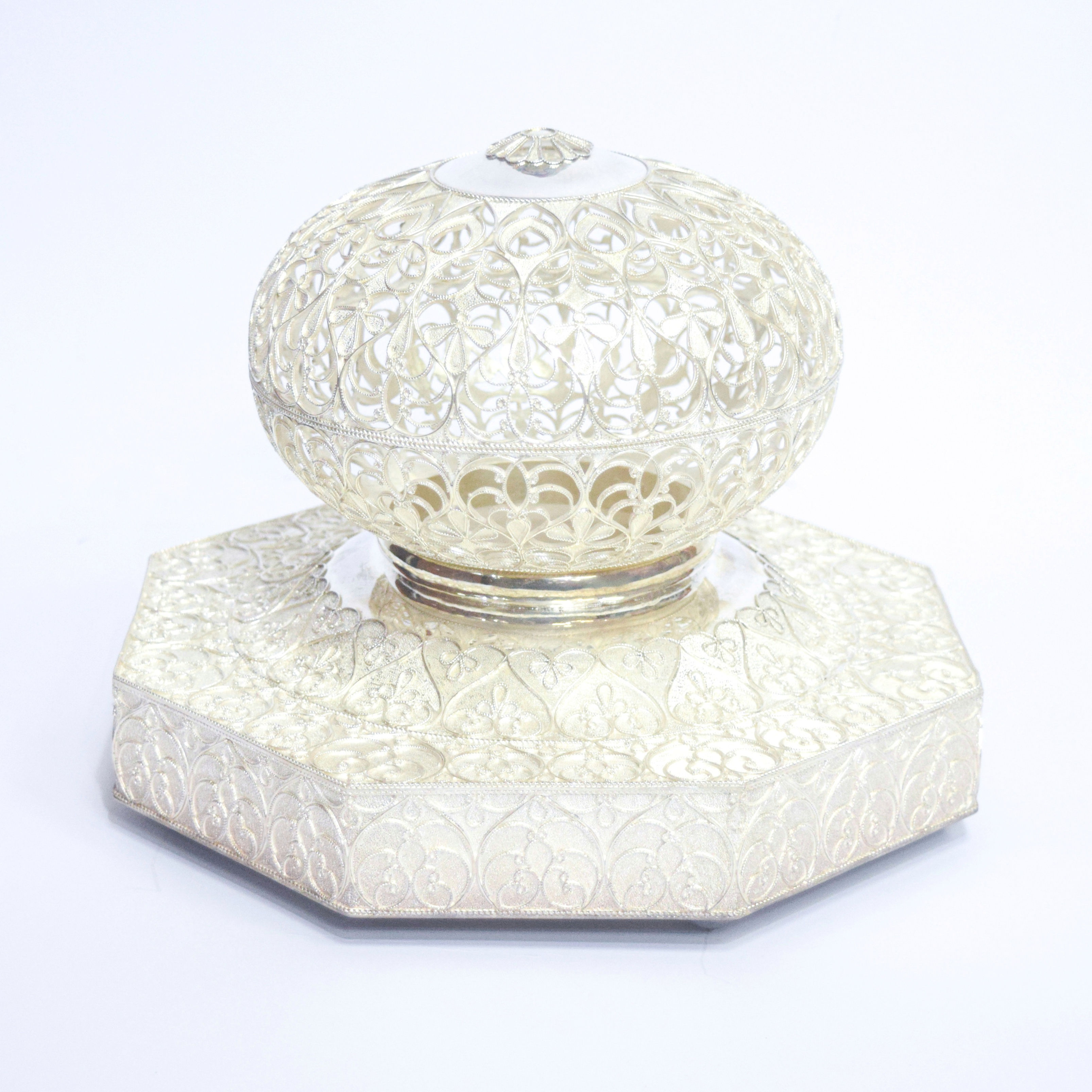 Sterling Silver Mughal Centrepiece Ornament Artefact Luxury Gift Dienge