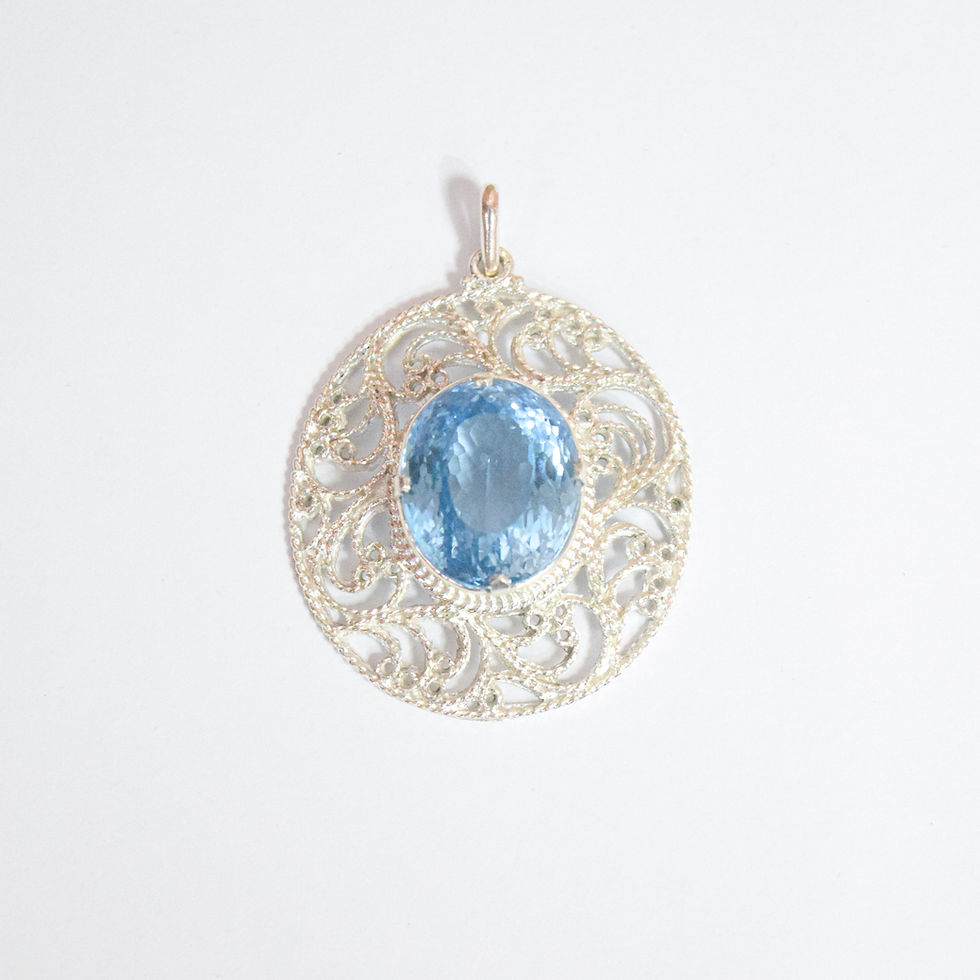 Sterling Silver Oval Shaped Pendant with Blue Topaz Gemstone Luxury Gift Shop Colombo Jewellery Store Dienge Silverware