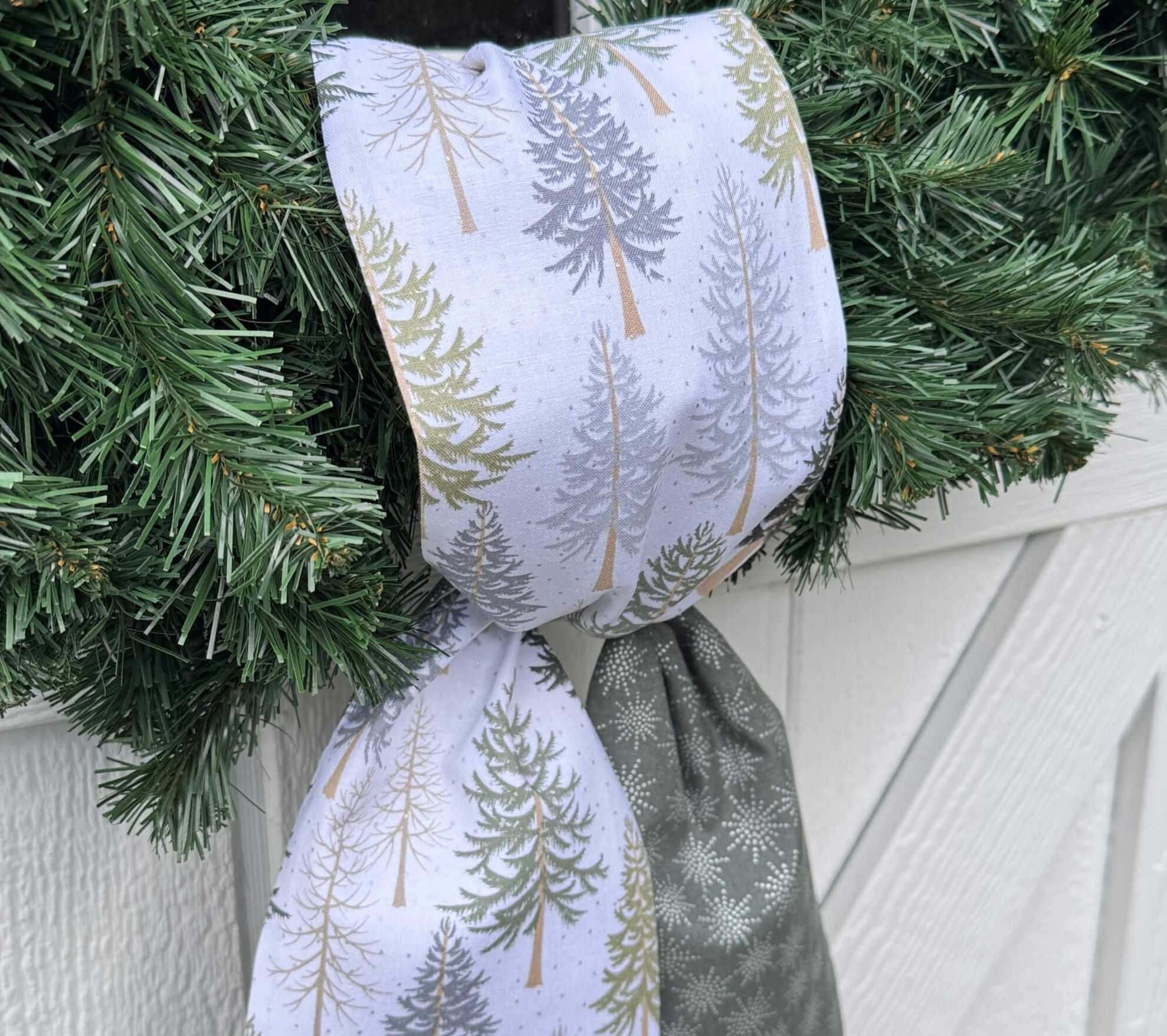 The Winter Pine Wreath Sash – Reversible Green, Silver, and Gray Holiday Décor