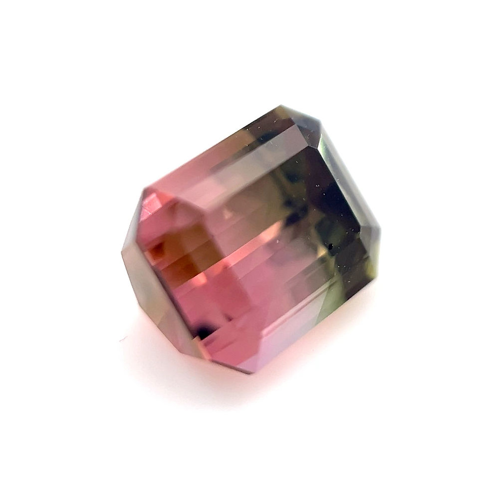 Thumbnail: Bi-Color Tourmaline 2.85 cts. 8.6 x 6.8mm, emerald