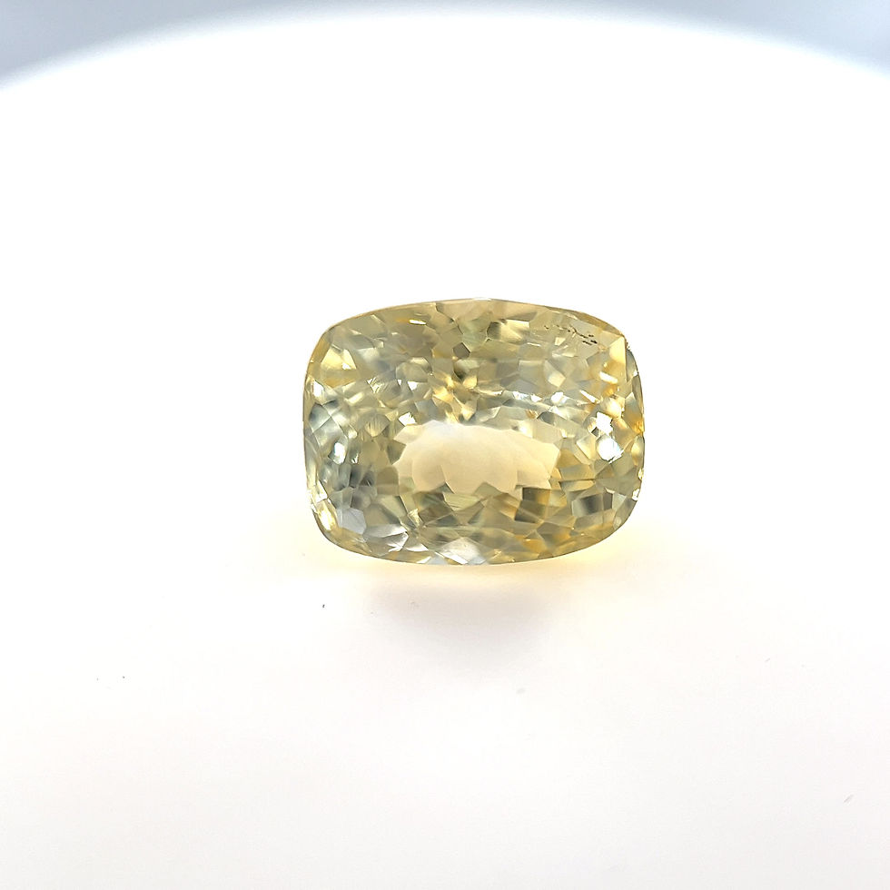 Thumbnail: Yellow Sapphire 4.08 cts. 9.3 x 7.2mm, cushion