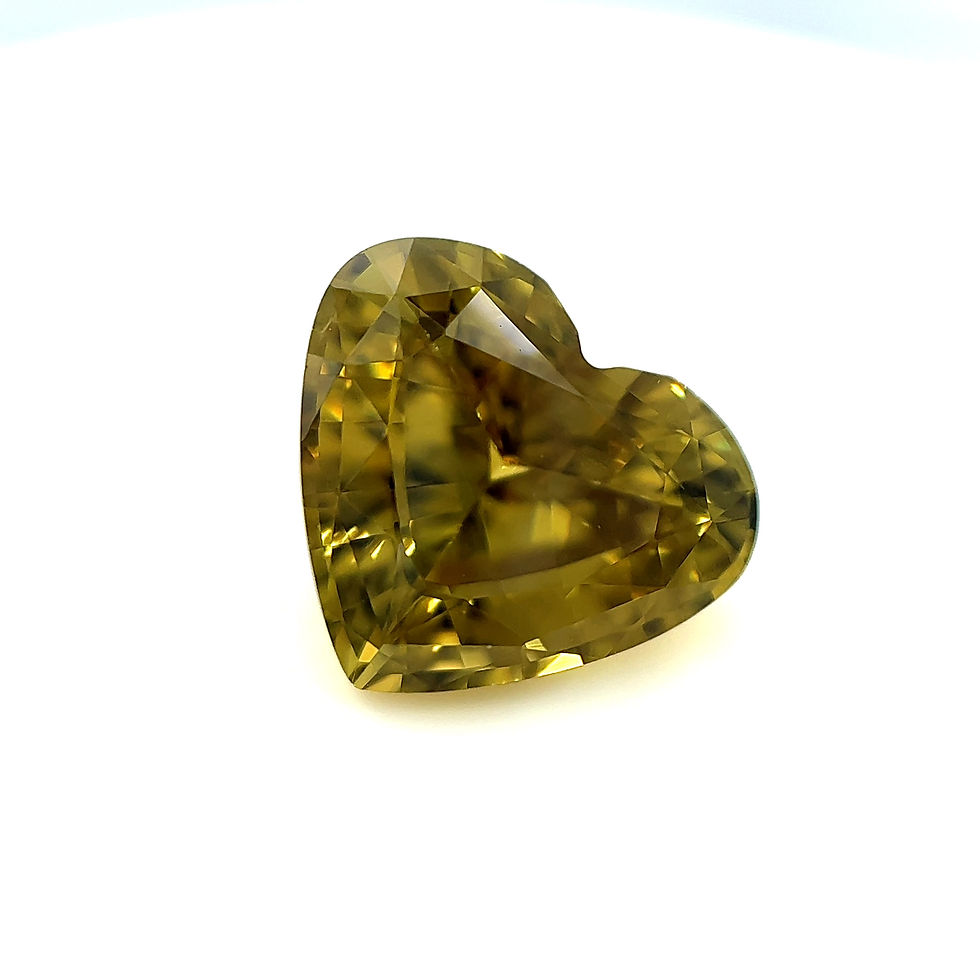Thumbnail: Chrysoberyl 4.63 cts. 11.3 x 9.7mm, heart