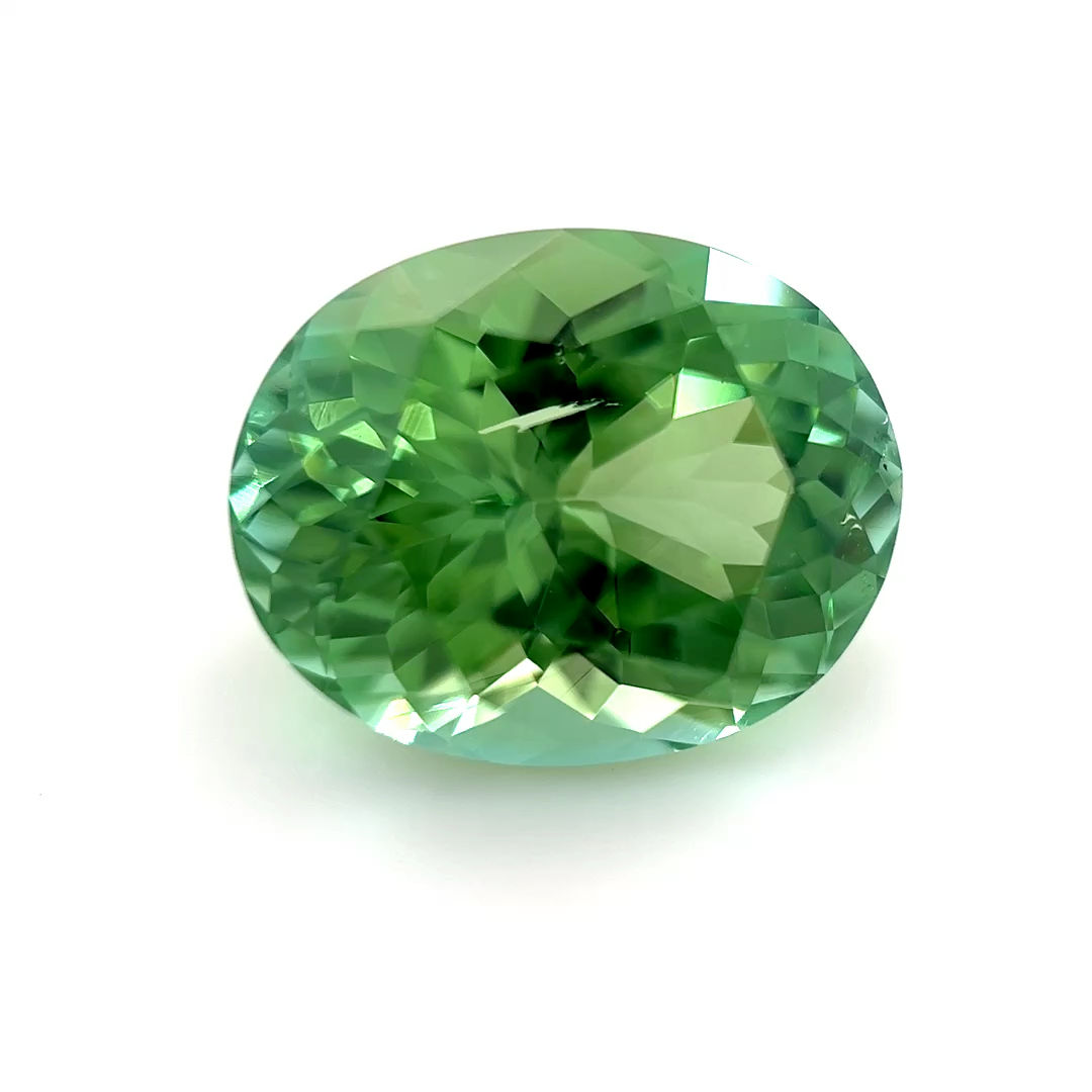Green Tourmaline 3.53 cts. 10.8 x 8.5mm, oval