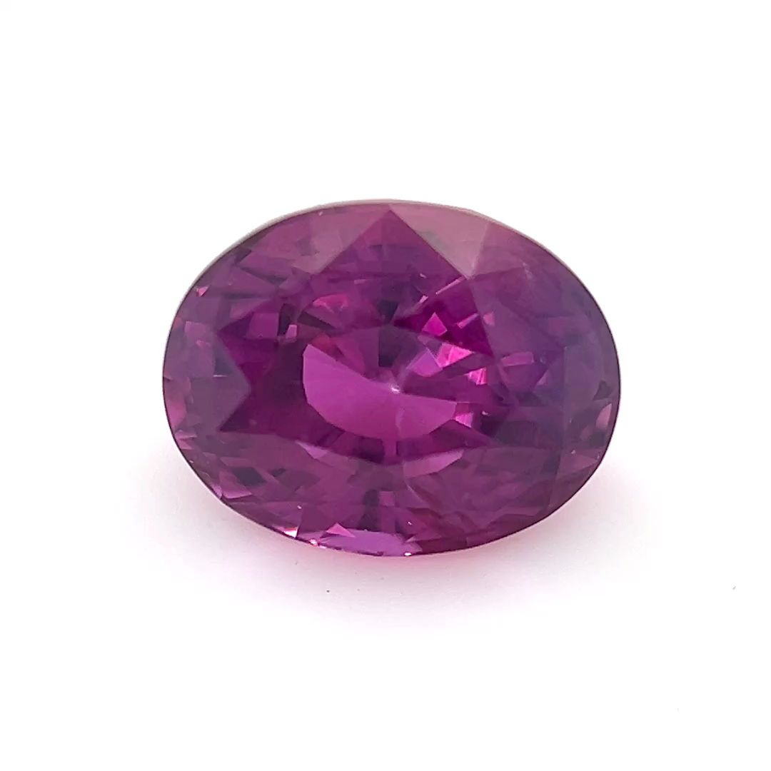 Pink Sapphire 1.90 cts. 7.6 x 6.1mm, oval