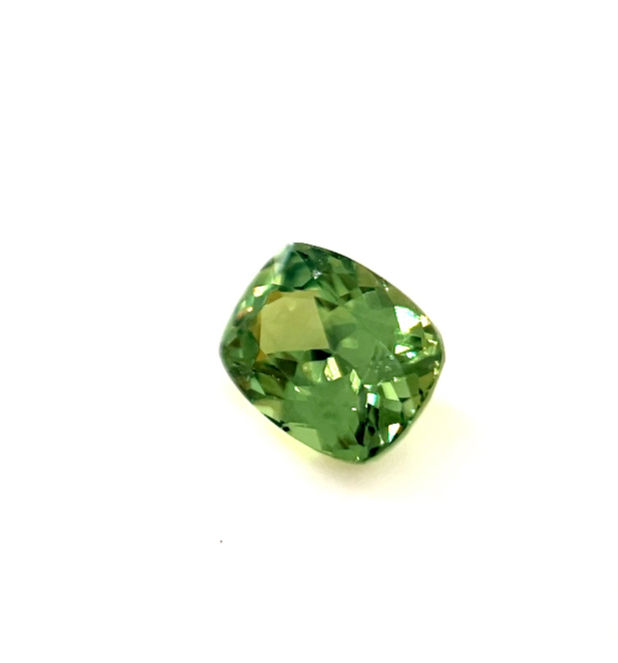 Thumbnail: Demantoid 1.30 cts. 7.1 x 5.3mm, cushion
