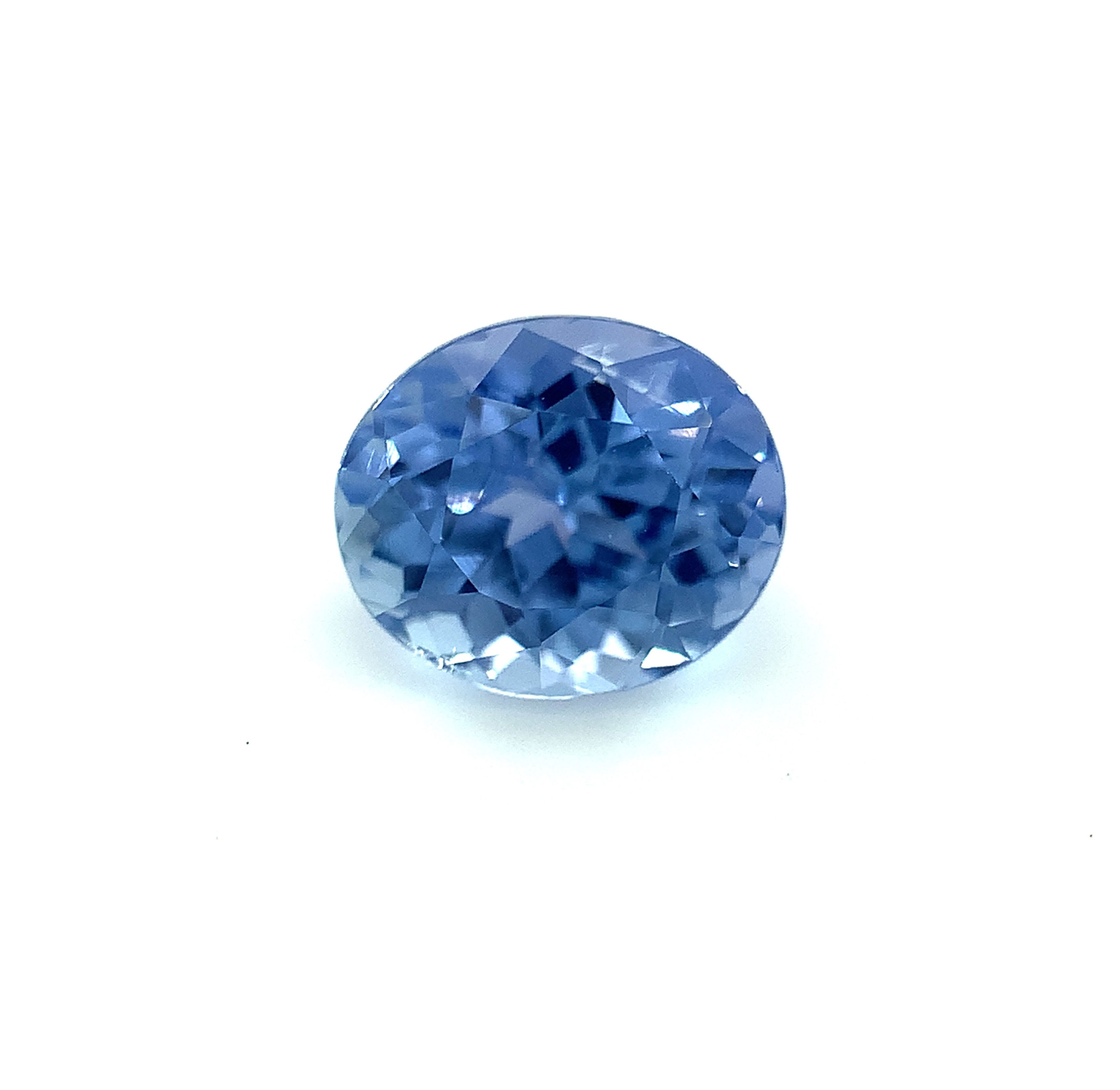 Blue Sapphire 0.88 cts. 5.9 x 5.1mm