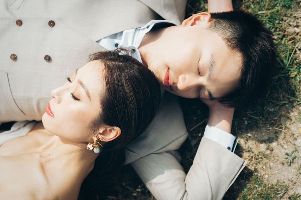 wedding makeup London Hong Kong bride Chinese tea ceremony traditional red dress portrait