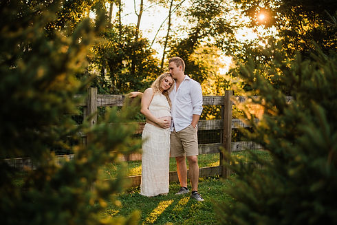 sourthcentral ohio maternity photographer.jpg