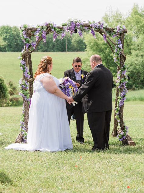 Brian and Caroline- The Heart of the Country Event Barn- Rockbridge, Ohio