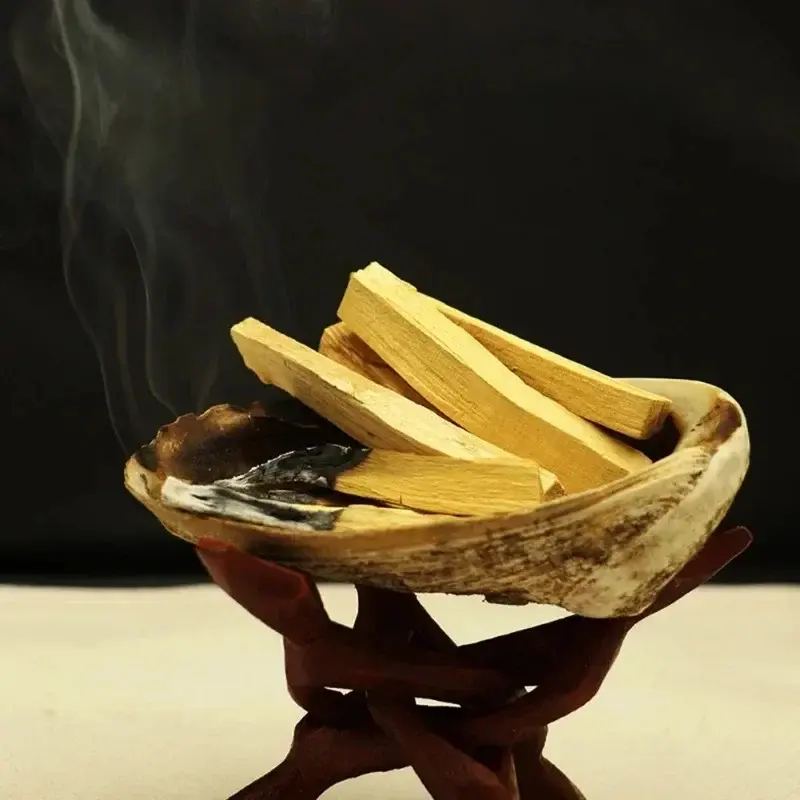 Thumbnail: Dragon‘s Blood Palo Santo Wood Sticks
