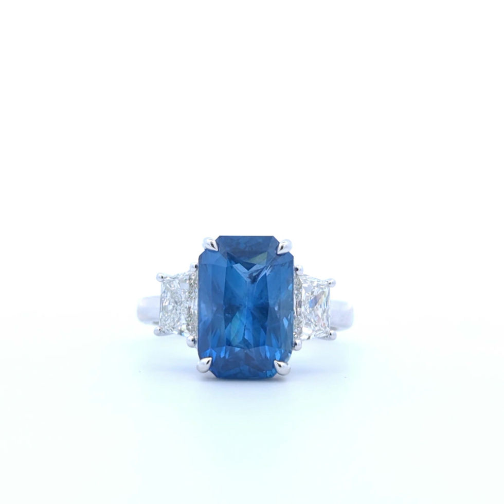 Thumbnail: Three Stone Sapphire Ring (#18487)