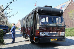 de uitvaartbus