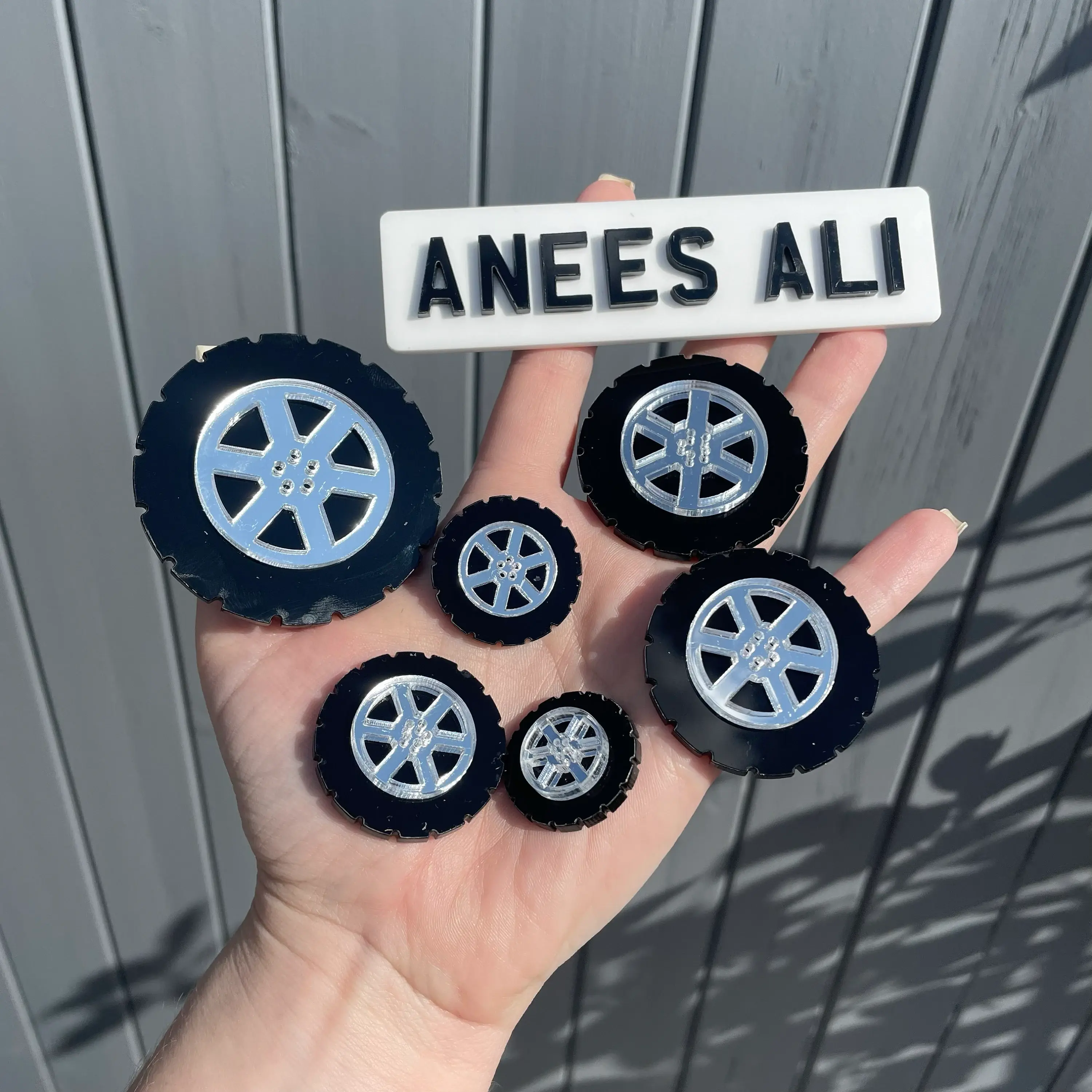 Number Plate & Wheels Set