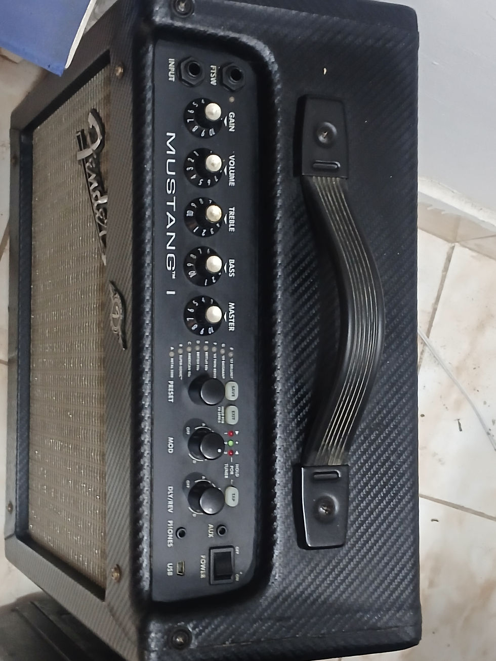 Miniatura: Csixa fender guitarra Mustang I