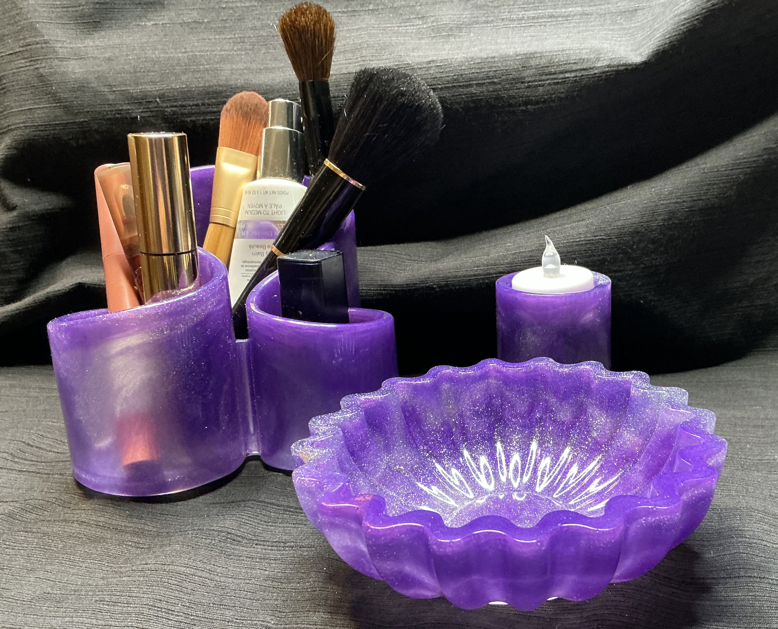 Resined Holder, make up brush, paint brush etc